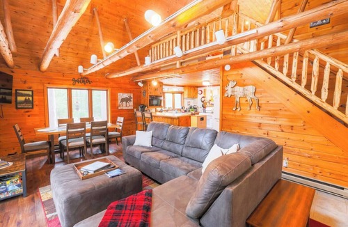 Ely Cabin | PINEY WOODS RETREAT in ELY, MINNESOTA