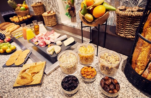 Porte-Dauphine Hotel | Plaza Tour Eiffel Hotel - 4 Star Hotel at a Discountnnnn