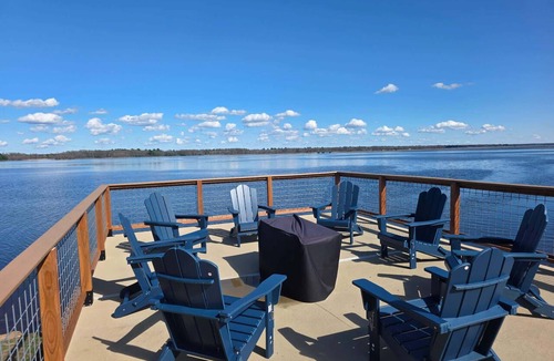 New Lisbon House | Pontoon | 10BR Lakehouse Sleeps 32| Hot Tub & Beach # 5