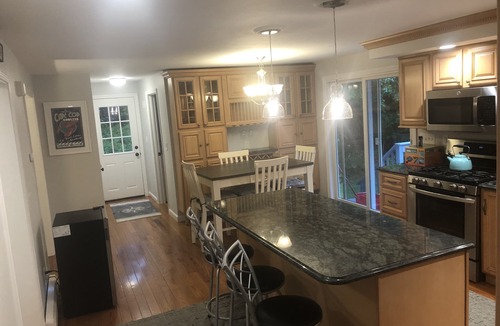 Sandwich House | POOL, LARGE 4+ Bedroom, lots of room with private yard