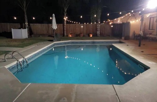 Visalia House | Poolside Casita