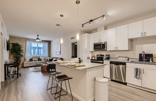 Downtown Baltimore Apartment | Posh Penthouse Inner Harbor::Family:Sports