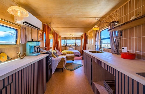 Valle House | Premium Airstream with Private Hot Tub (Unit I) - 3 Person Premium Airstream