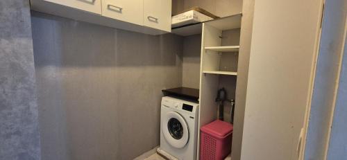 Garges-les-Gonesse Apartment | Premium appartement 7 single beds for groups
