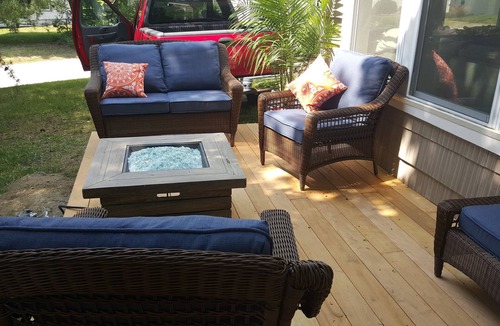 North Kingstown Cottage | Pretty beach house near URI, Newport