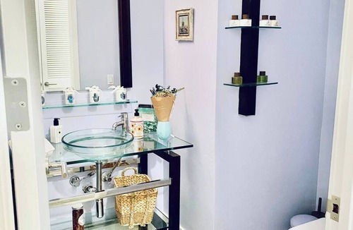 Sawtelle Condo | Prime Brentwood | Walk Everywhere | 2,000 Sq Ft