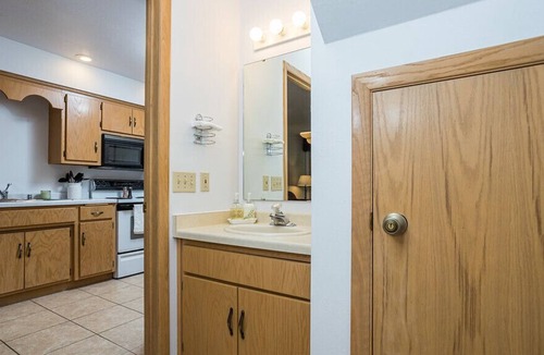 Fish Creek Condo | Prime Location - Fish Creek Hilltop Condo