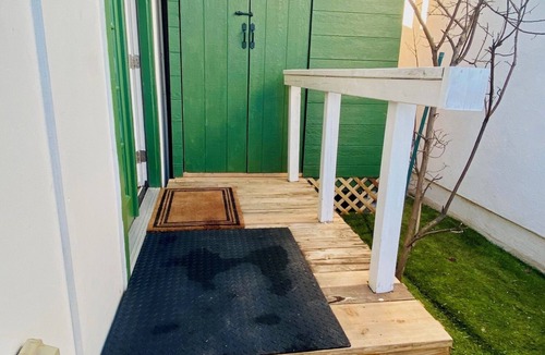 Simi Valley Apartment | Private and dog friendly!