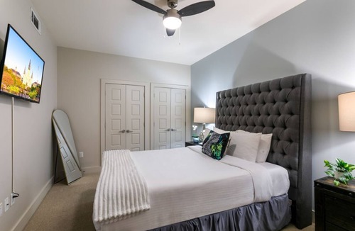 Central Business District Hotel | Private Condo near Must-See Attractions of New Orleans