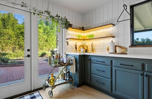 Meiners Oaks House | Private Estate: House + Cottage, Pool & Tennis
