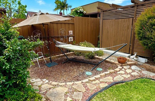 North Pacific Beach Apartment | Private garden studio in the heart of Pacific Beach