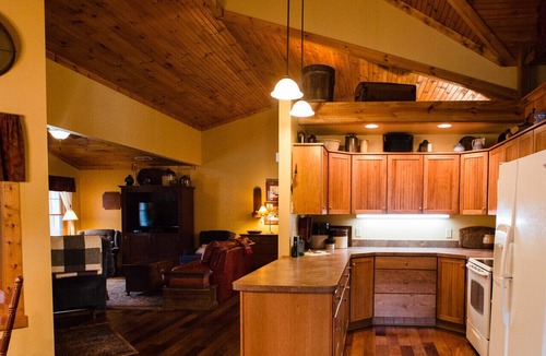 Mercersburg House | Private home on 87 acres, surrounded by State Game Lands in Mercersburg, PA.