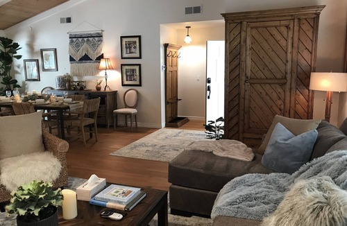 Somis House | Private retreat, beautifully remodeled and decorated!