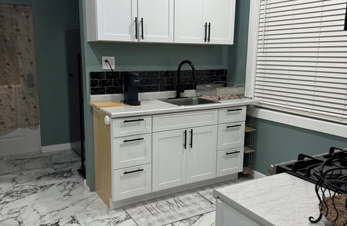 Minneapolis House | Private rooms available at a 4 bedrooms private home. Shared amenities.