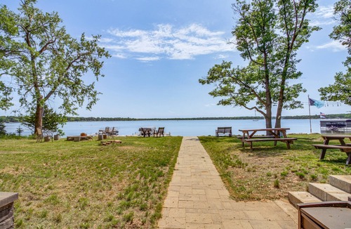 Baxter Cabin | Private sandy swimming beach on White Sand Lake