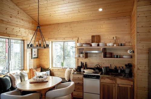 Lutsen Cabin | Private Sauna I 1.7 mi to Lutsen Mountain I Ski I Bike I Hike