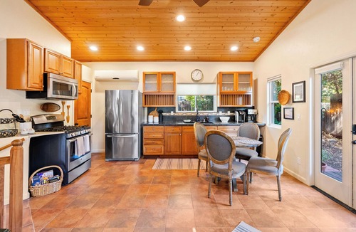 Atascadero House | Private Studio 15 miles to SLO and Paso