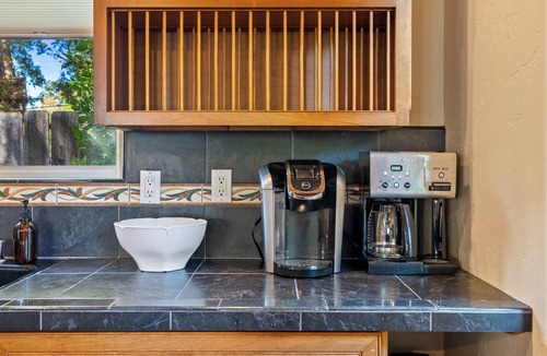 Atascadero House | Private Studio 15 miles to SLO and Paso