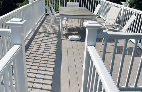 East Orleans Cottage | Quaint cottage in Orleans, 2 bedrooms, upper deck, 2 miles to Nauset beach.