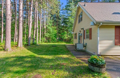 Nekoosa Cabin | QUAINT LAKE FRONT CABIN ON LAKE SHERWOOD