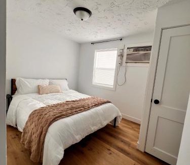 Walker Apartment | Quaint Lakeview Getaway Trails & Town at Your Doorstep