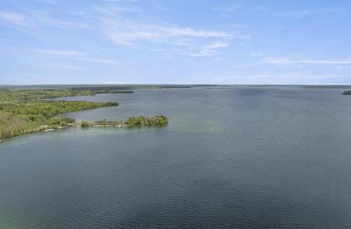 Walker Apartment | Quaint Lakeview Getaway Trails & Town at Your Doorstep