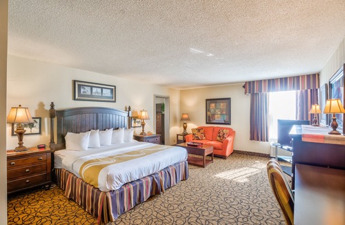 Escanaba Hotel | Quality Inn & Suites Escanaba North