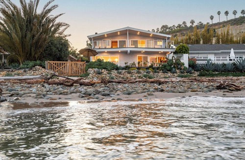 La Conchita House | "Queen of the Coast" Beachfront Oasis in Rincon Point
