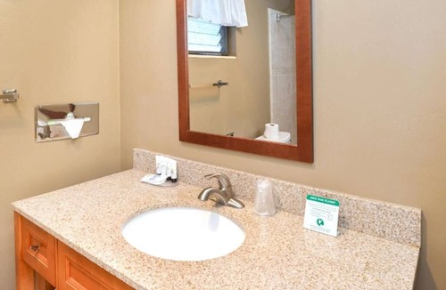 Solvang Hotel | Quick Escape! 3 Comfortable Units, Near Solvang Vintage Motorcycle Museum