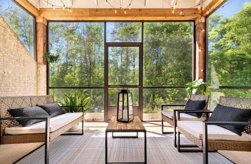 Auburn House | Quiet 3BR with Workspace, 10 Min to AU & RTJ, Family Friendly, Sleeps 8!