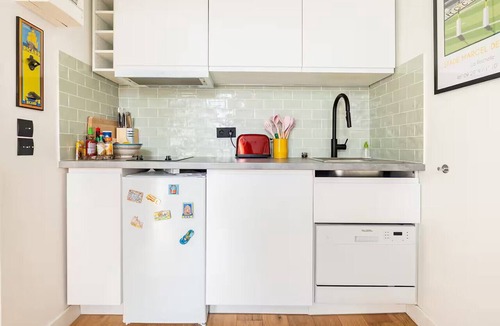 Epinettes Apartment | Quiet and bright studio – Paris Batignolles