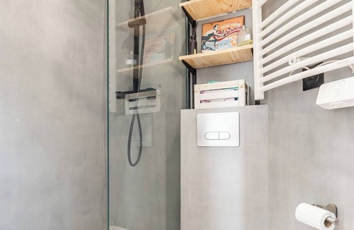 Epinettes Apartment | Quiet and bright studio – Paris Batignolles