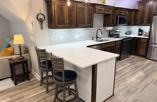 St. Francis Apartment | Quiet Country Getaway ~ W/scenic Trails ~ Sleeps 4