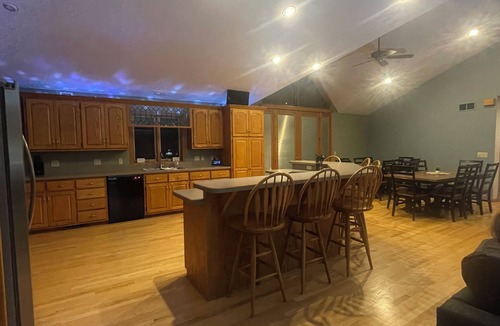 Chilton House | Quiet Spacious 5-Bedroom House or Crafting Retreat In Chilton, WI!
