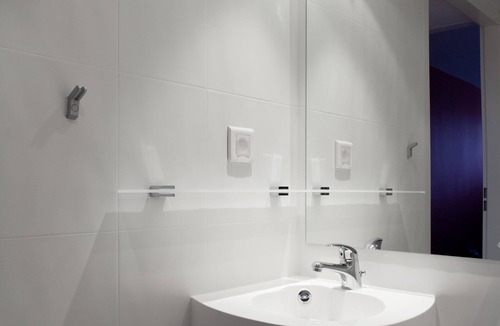 Python Duvernois Bed & Breakfast | Résidence Internationale de Paris