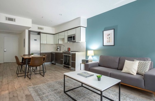 Westwood Apartment | Rad Westwood 1BR w/W/D, rooftop, walk to Century City by Blueground