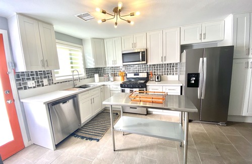 Cathedral City Cove House | Rams Cove Bungalow- Cathedral Cove #018465