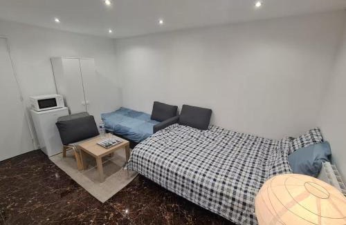 Villeparisis House | RDC, Parking, 20-30 min en voiture Disney, Aéroport, Parc des Expositions, Stade, Astérix