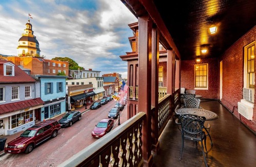 Historic District Hotel | Real Maryland Unit | 0.3 Mi to Banneker-Douglass Museum | Steps to State Capitol