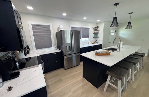 Fairmont House | Recently Renovated Lakefront Retreat on George Lake
