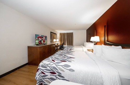 Biloxi Hotel | Red Roof Inn & Suites Biloxi - Ocean Springs