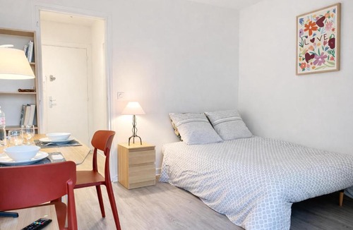 Vanves Apartment | Relax-Parc des expos-Wifi by La clé des expos