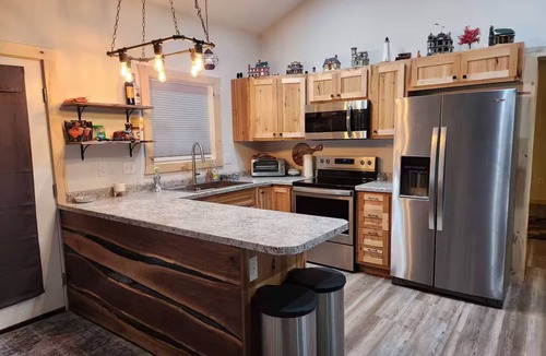 Friendship House | Relaxing, Fishing, WI Dells, Lake, Hiking, Shop
