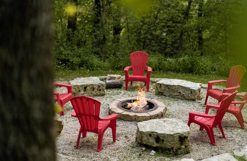 The Galena Territory House | Relaxing Retreat with Hot Tub and Fire Pit