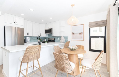 West Newport House | Remodeled 5BR Oceanview Retreat, Steps from 44th Street Beach