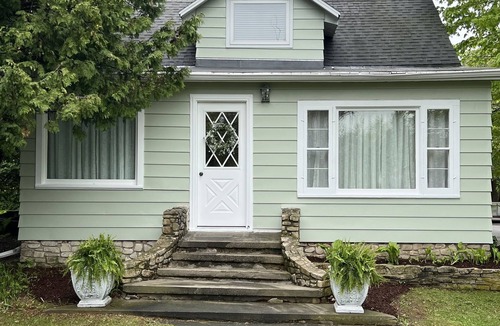 Fish Creek House | Remodeled country bungalow-conveniently located between Egg Harbor & Fish Creek