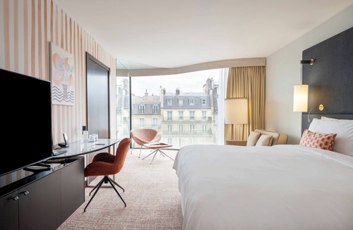 Ternes Hotel | Renaissance Paris Arc de Triomphe Hotel