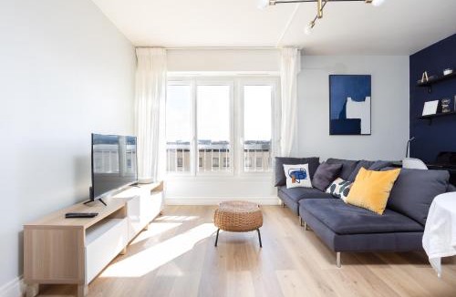Vanves Apartment | Renovated apartment metro, parking included, near Porte Versaille