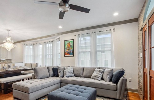 Broadmoor House | Rent My NOLA Sapphire, 5BR Modern Beauty!