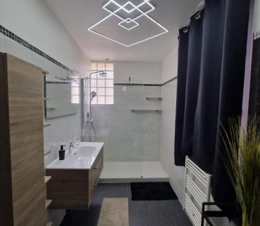 Mitry-Mory Apartment | Residence Chateau d Eau